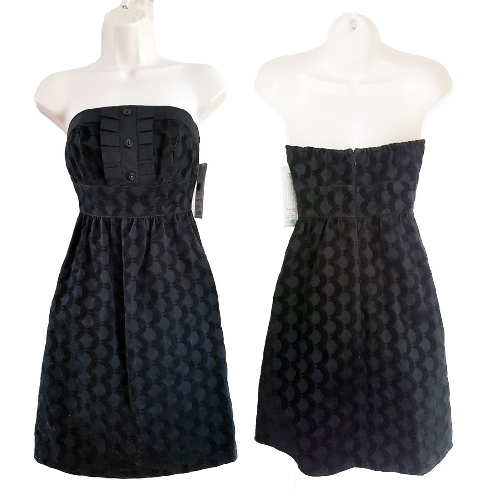 Go International Chic Black Strapless Dress with Side Pockets